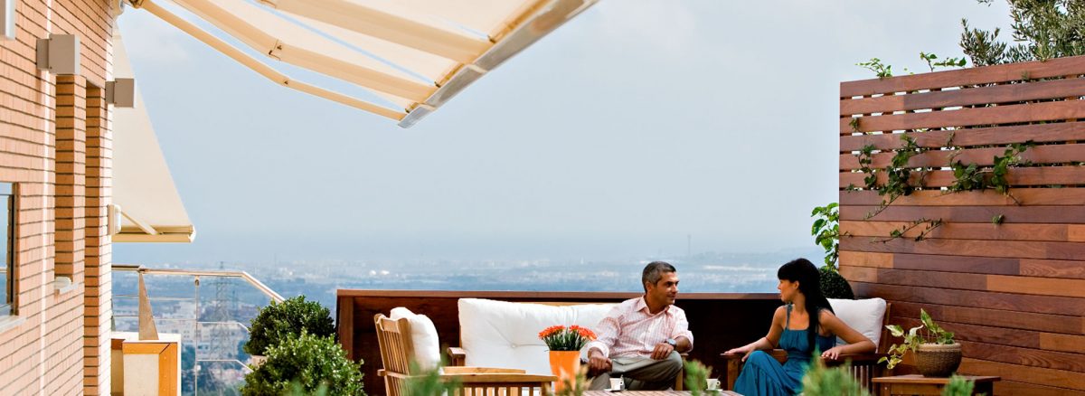 Toldo cofre instalado en ático